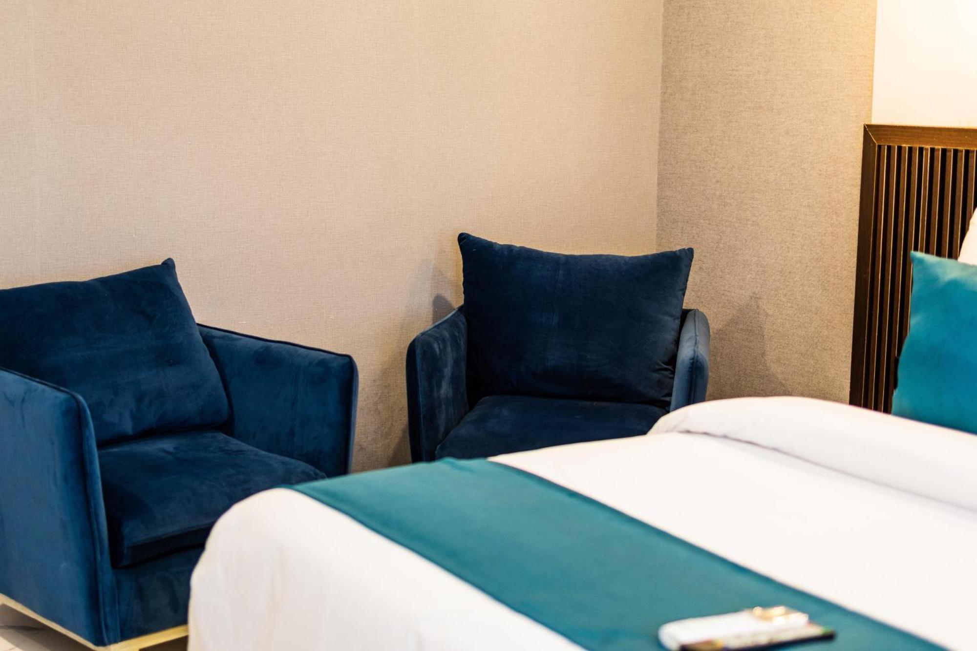 Bon Hotel Nest Garki II Абуджа Екстериор снимка