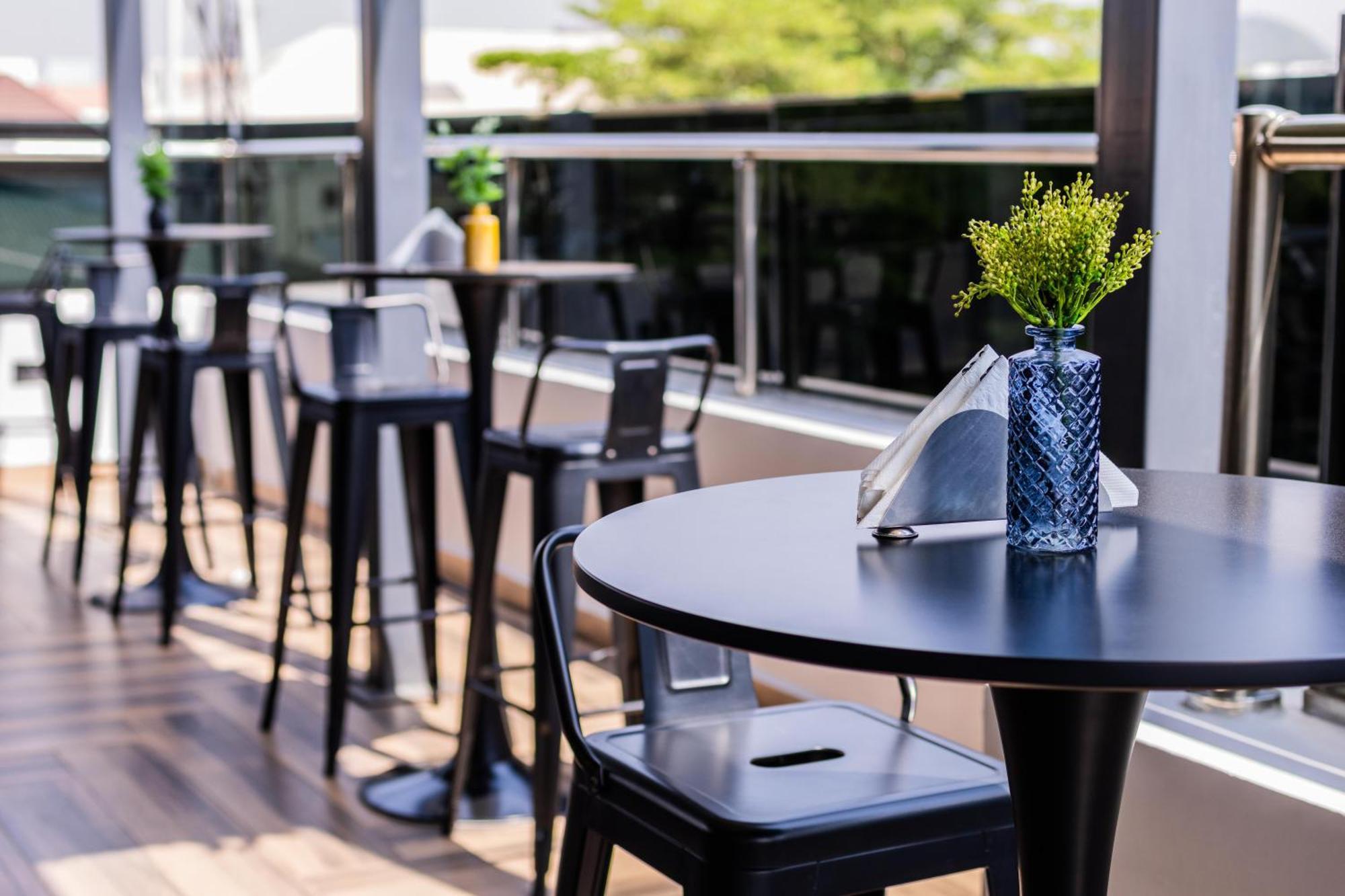Bon Hotel Nest Garki II Абуджа Екстериор снимка
