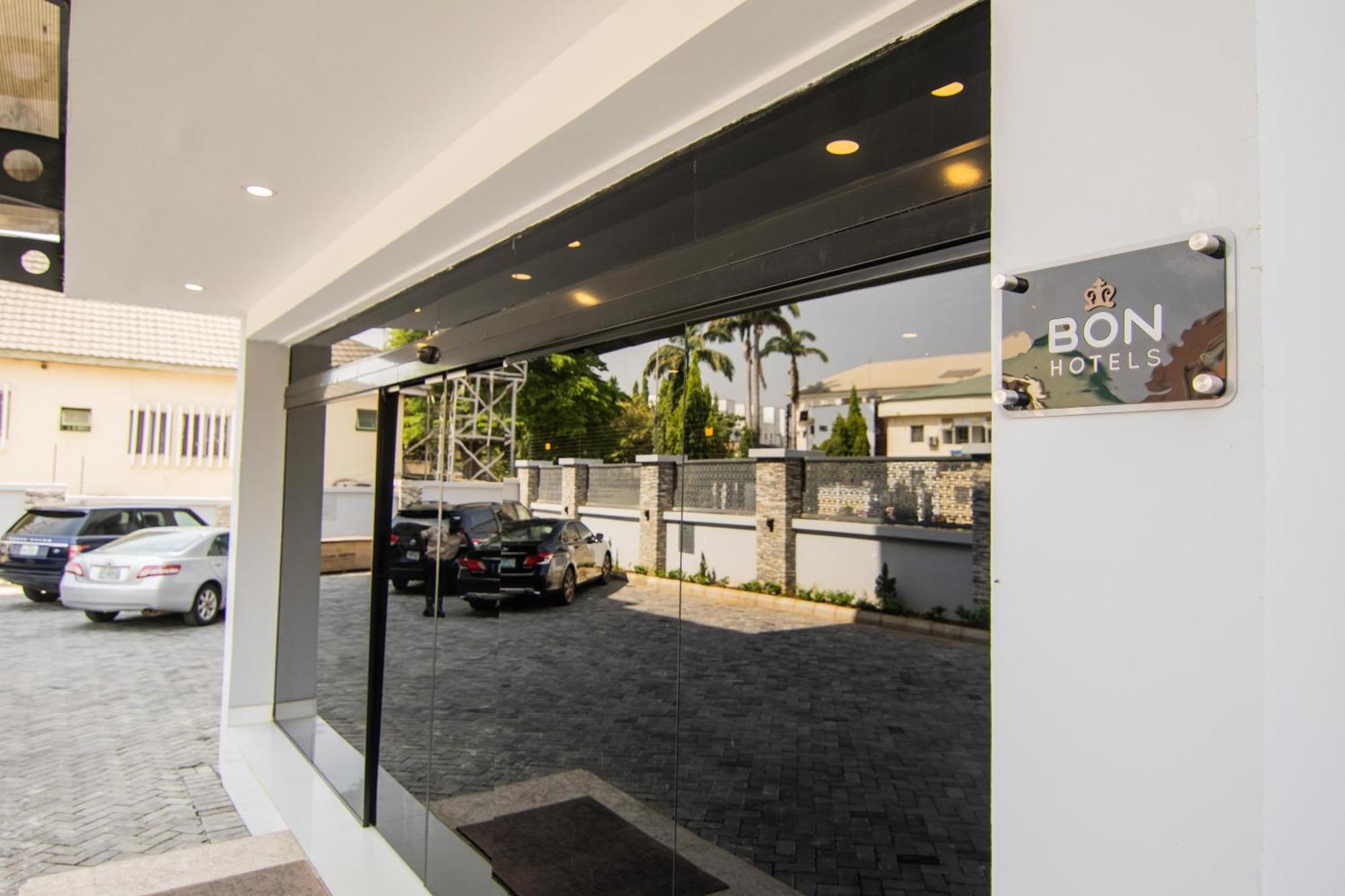 Bon Hotel Nest Garki II Абуджа Екстериор снимка